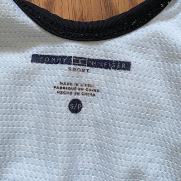 💖MEGA SALE💖Gap Fit & Tommy Hilfiger Women’s 2 Tanks Set ALSU00414 - Picture 4 of 11